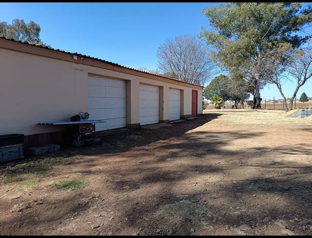 3 BEDROOM HOUSE FOR SALE IN DREAMLANDS